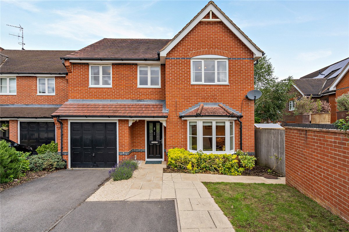 4 bedroom House, Hermitage Green, Hermitage, RG18 - Available, Image 43