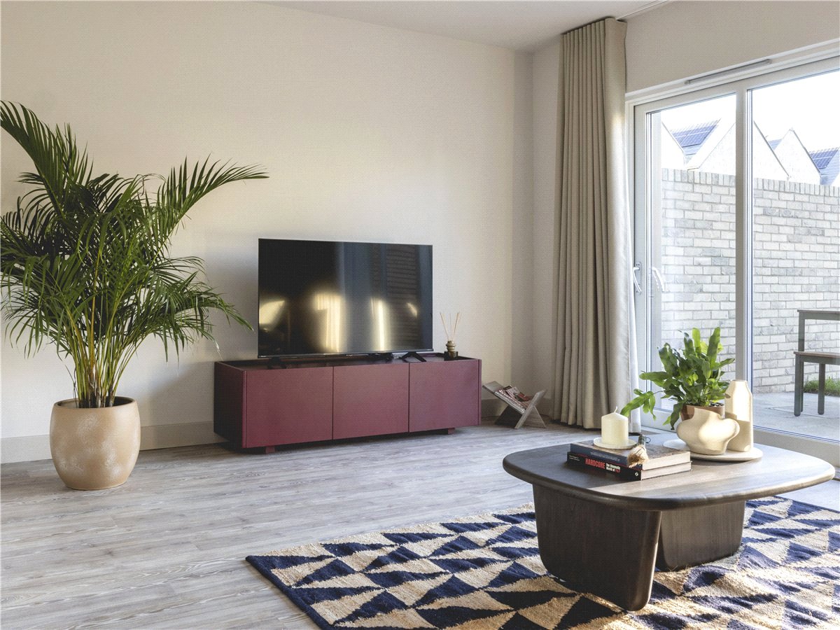 3 bedroom House, Ayrton Avenue, Cambridge, CB3 - Available, Image 3