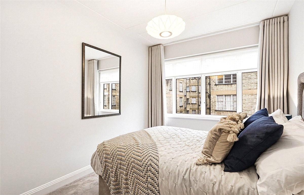 2 bedroom Flat, Richmond Court, 200 Sloane Street, SW1X - Available, Image 9