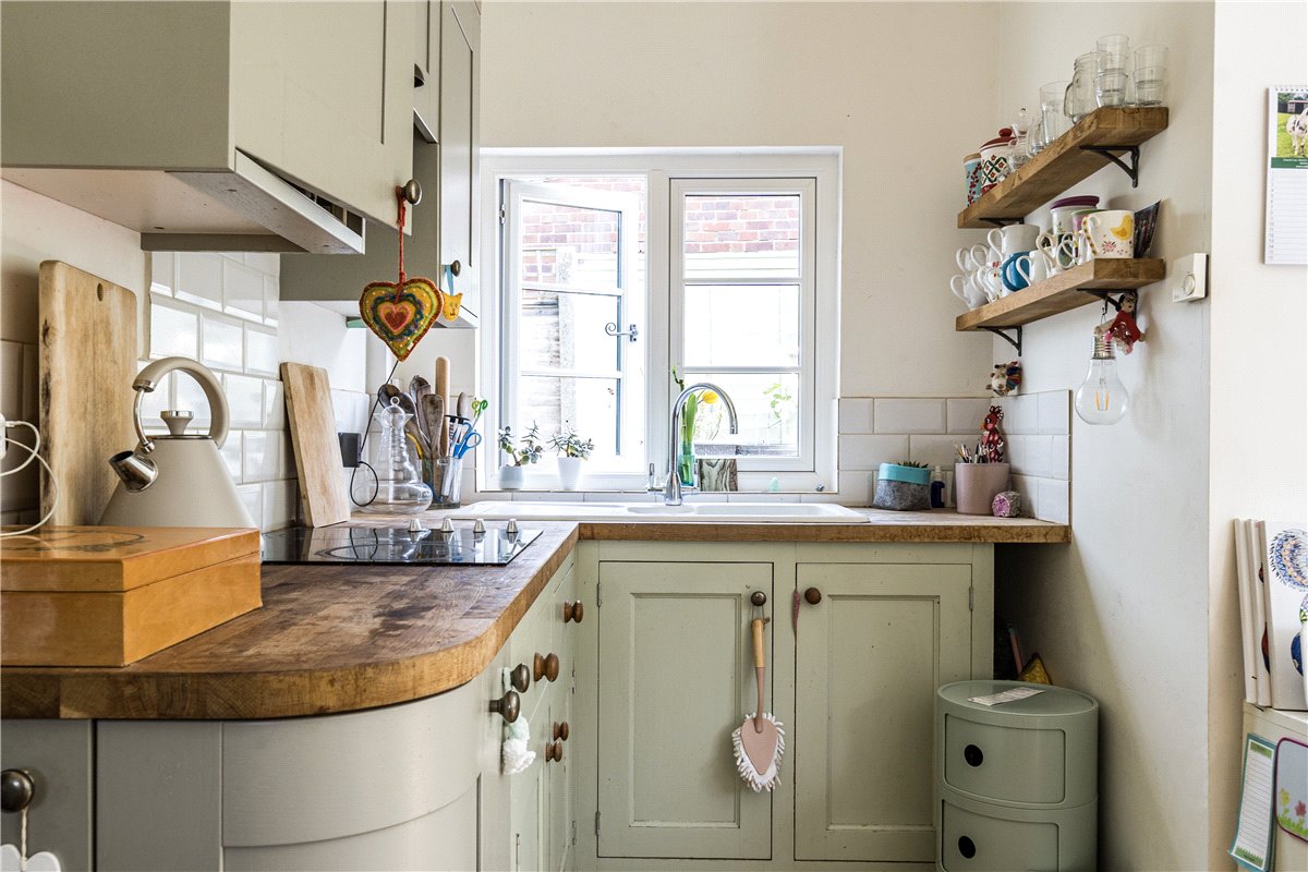 2 bedroom House, High Street, Manton, SN8 - Sold, Image 13