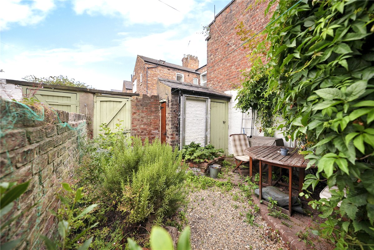 2 bedroom House, Neville Terrace, York, YO31 - Available, Image 13