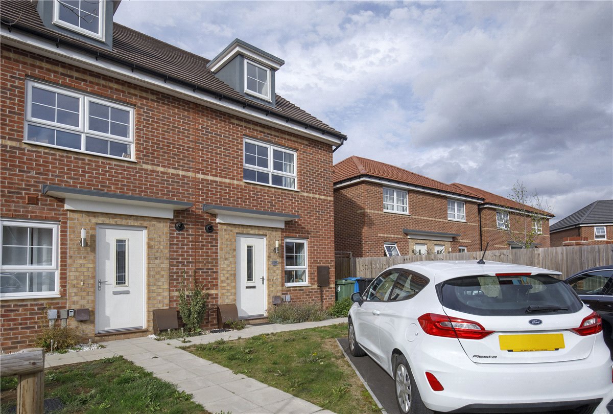 4 bedroom House, Pearl Drive, Worksop, S81 - 