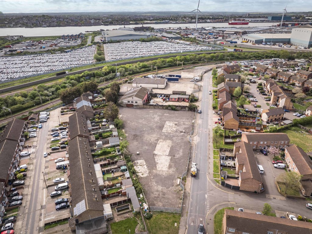 0.465 acres, Hume Avenue, Tilbury, RM18 - Available, Image 2