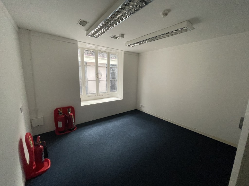315 Sq Ft, The Arcade, Bristol, BS1 - Available, Image 4