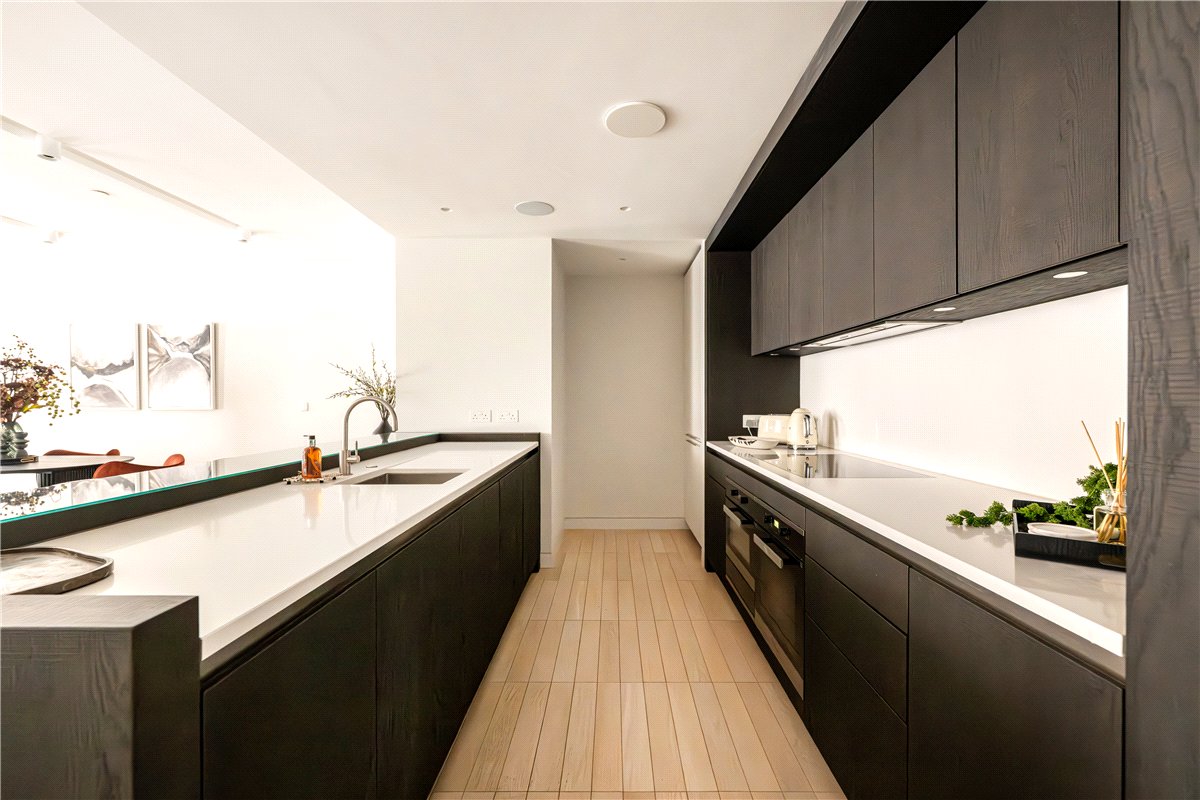 2 bedroom Flat, Cork Street, Mayfair, W1S - Available, Image 21