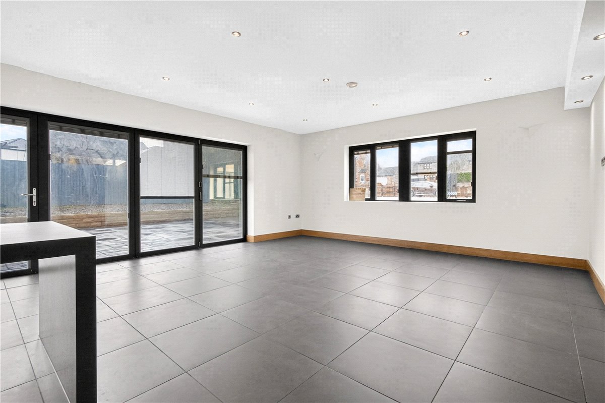 4 bedroom House, Warmfield Lane, Warmfield, WF1 - Available, Image 4