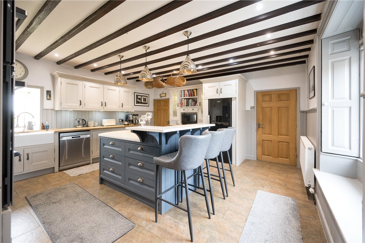 4 bedroom House, Follifoot Lane, Kirkby Overblow, HG3 - Available, Image 10