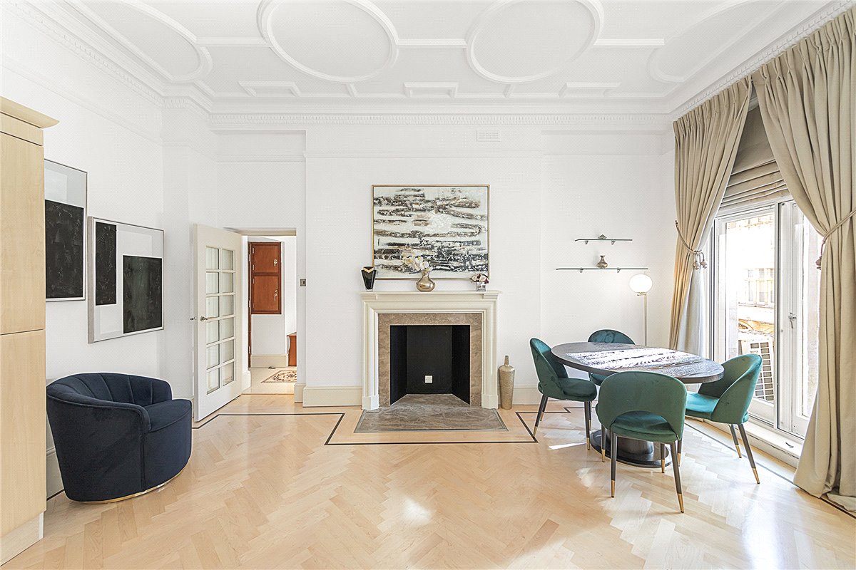 1 bedroom Flat, Carlos Place, Mayfair, W1K - Available, Image 4