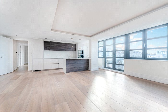 2 bedroom Flat, Kensington Gardens Square, Bayswater, W2 - Available, Image 2