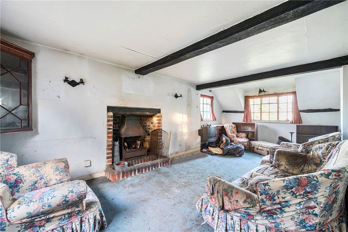 3 bedroom House, Westcourt, Burbage, SN8 - Sold STC, Image 7