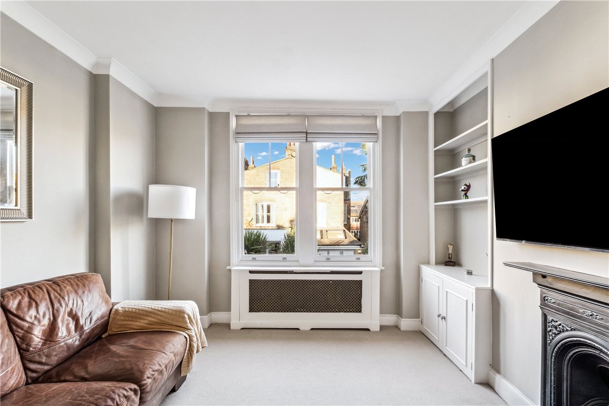 2 bedroom Flat, Airedale Road, London, SW12 - Sold, Image 7