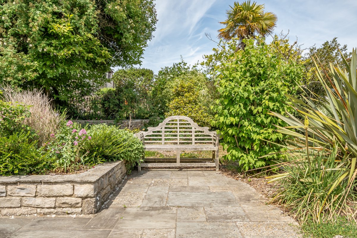 8 bedroom House, High Street, Swanage, BH19 - Available, Image 19