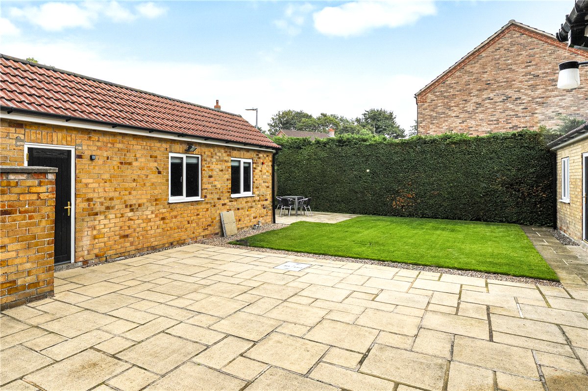 4 bedroom Bungalow, Town Street, Hayton, YO42 - Available, Image 19