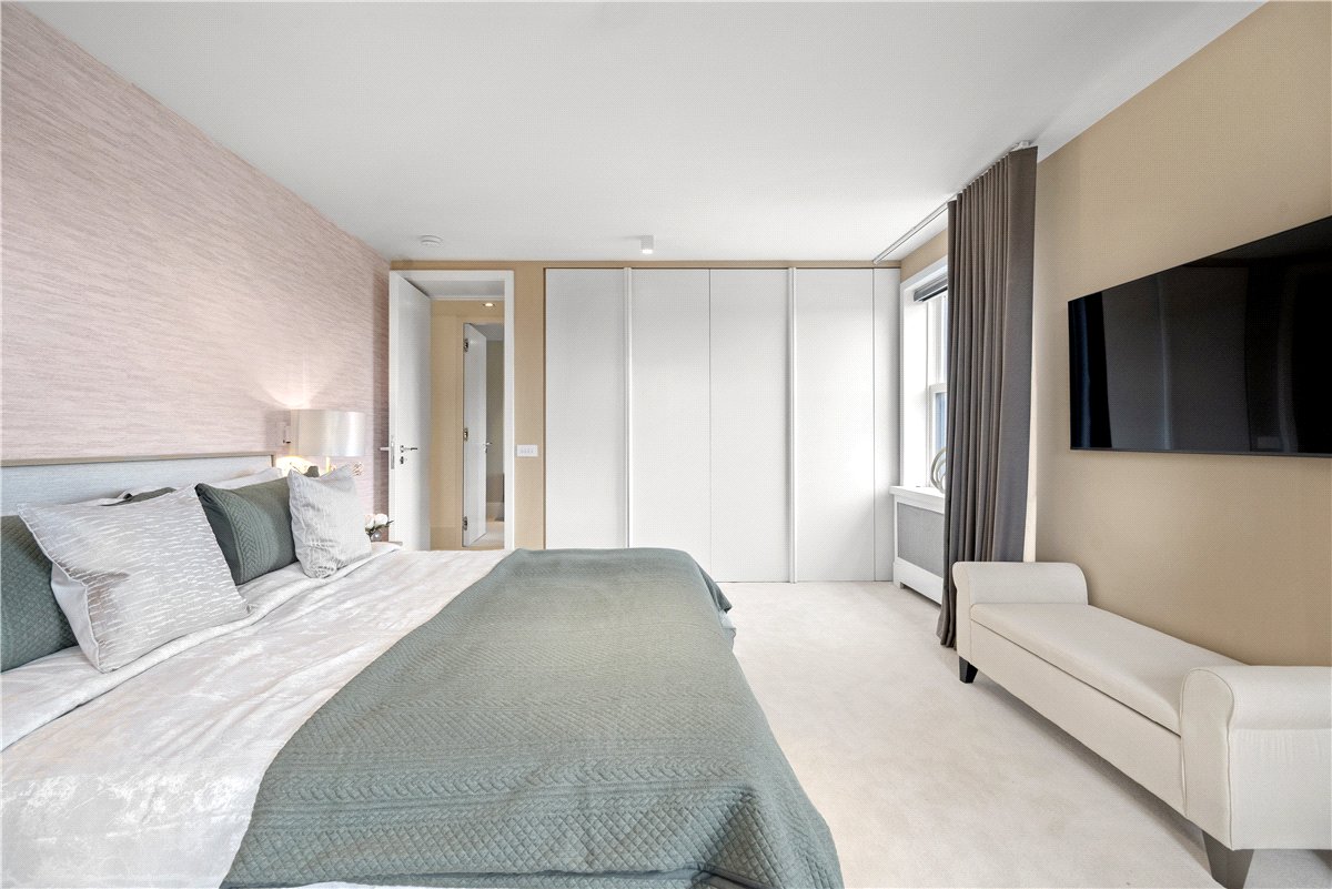 4 bedroom Maisonette, Kingston House South, Ennismore Gardens, SW7 - Under Offer, Image 27