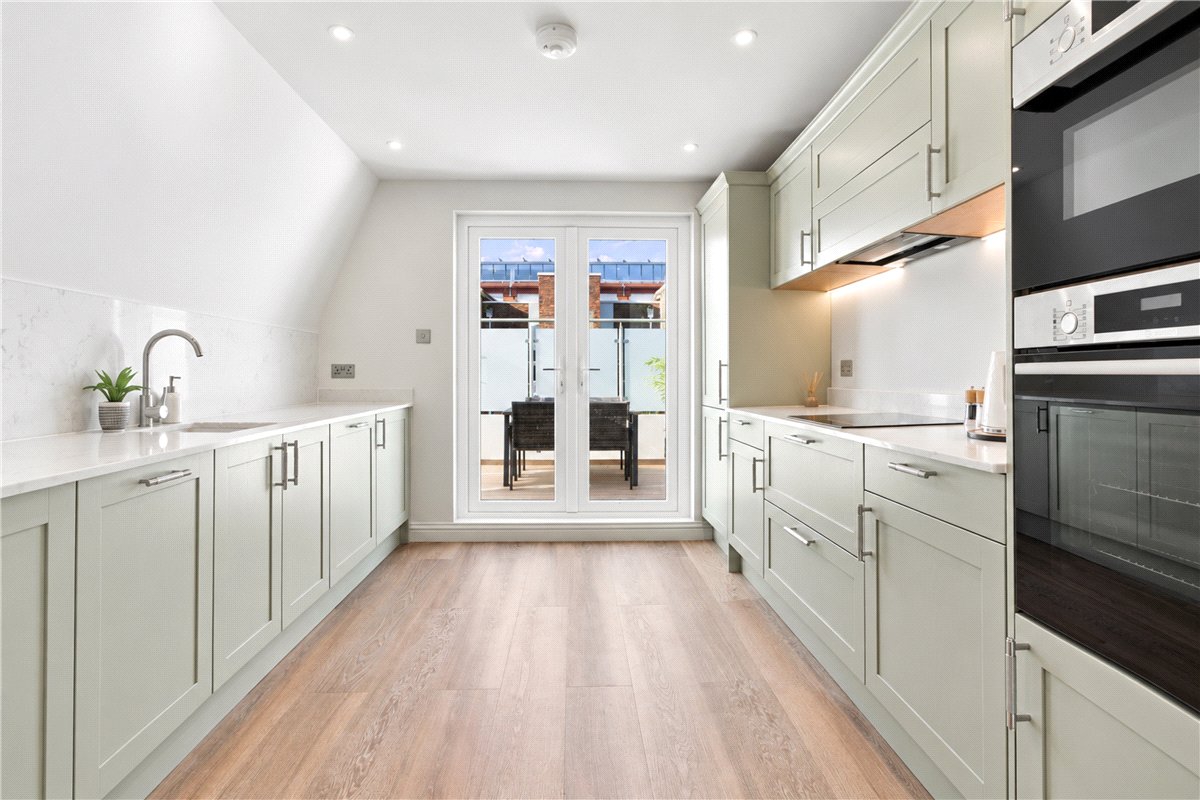 3 bedroom Maisonette, Colwith Road, London, W6 - Available, Image 1