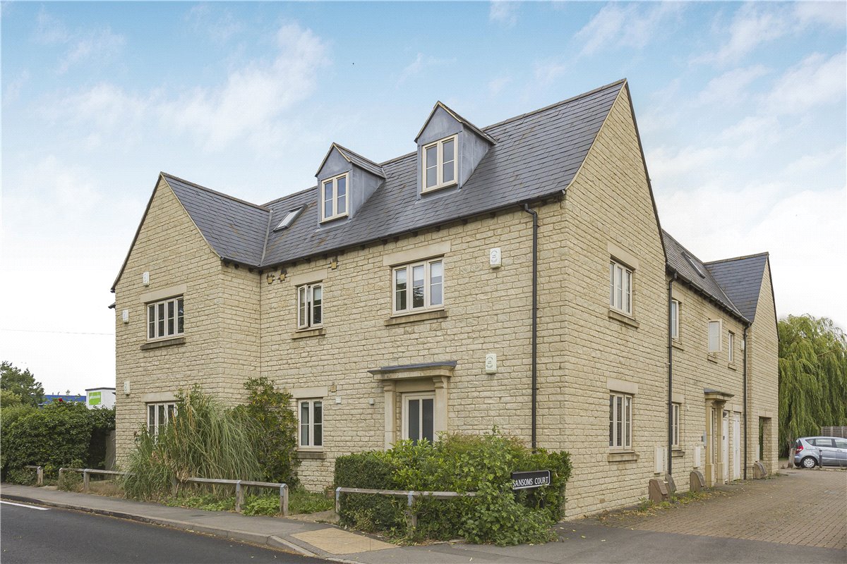 2 bedroom Flat, Shipton Road, Woodstock, OX20 - Let Agreed, Image 6