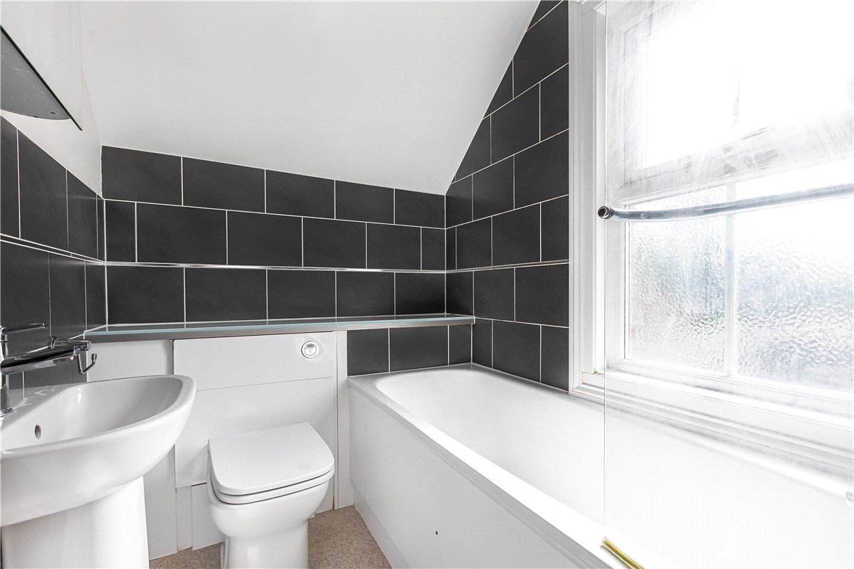 2 bedroom Flat, Walton Crescent, Oxford, OX1 - Available, Image 4