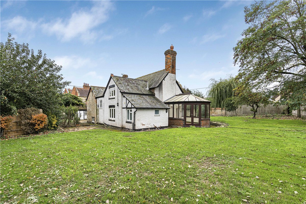 5 bedroom Cottage, Valley Road, Finmere, MK18 - Sold STC, Image 23