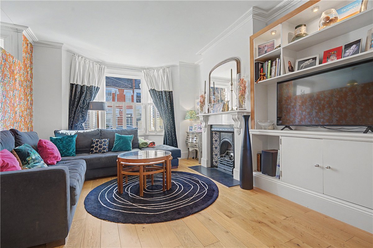 6 bedroom House, Queensmill Road, London, SW6 - Available