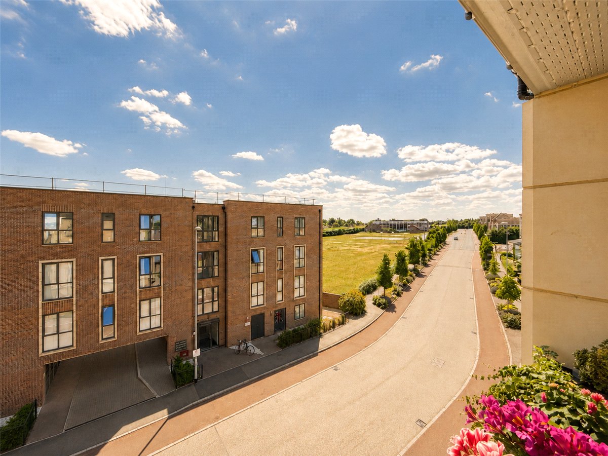 2 bedroom Flat, Lawrence Weaver Road, Cambridge, CB3 - Available, Image 11