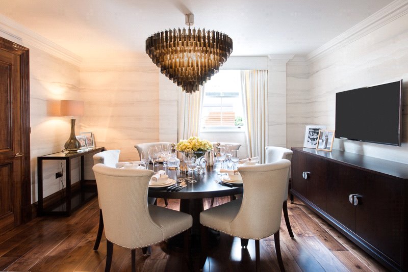 2 bedroom Maisonette, Grosvenor Hill, Mayfair, W1K - Available, Image 2