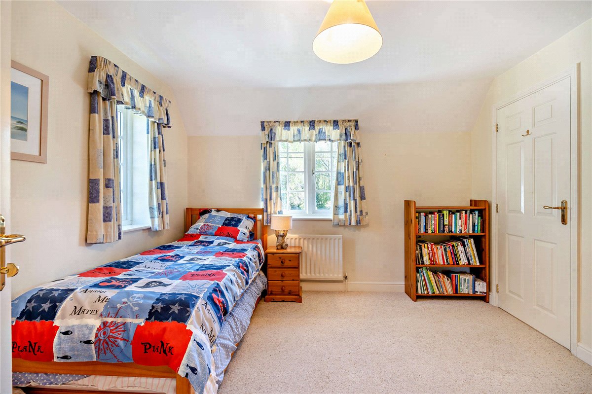 3 bedroom House, Palmers Yard, Ecchinswell, RG20 - Available, Image 17