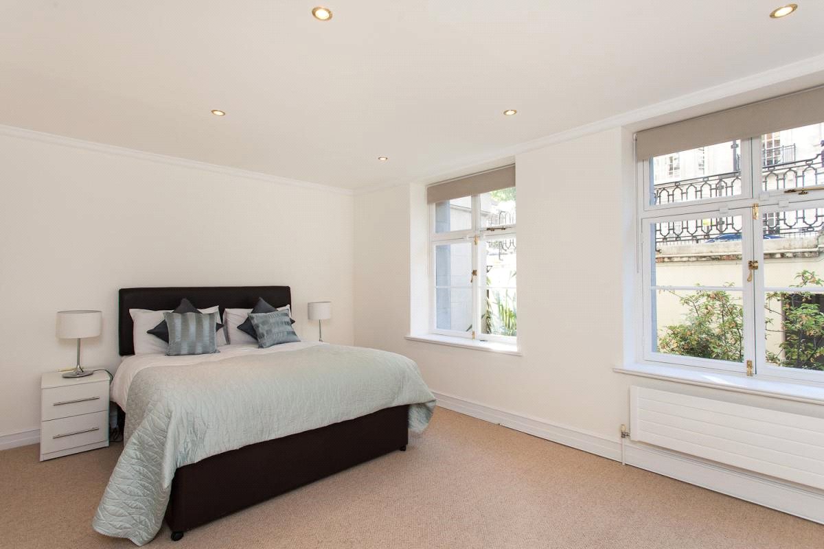 2 bedroom Flat, Mansfield Street, London, W1G - Available, Image 5