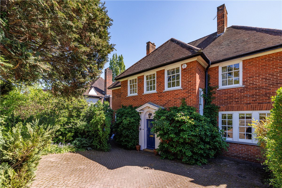 4 bedroom House, Albert Drive, London, SW19 - Sold STC