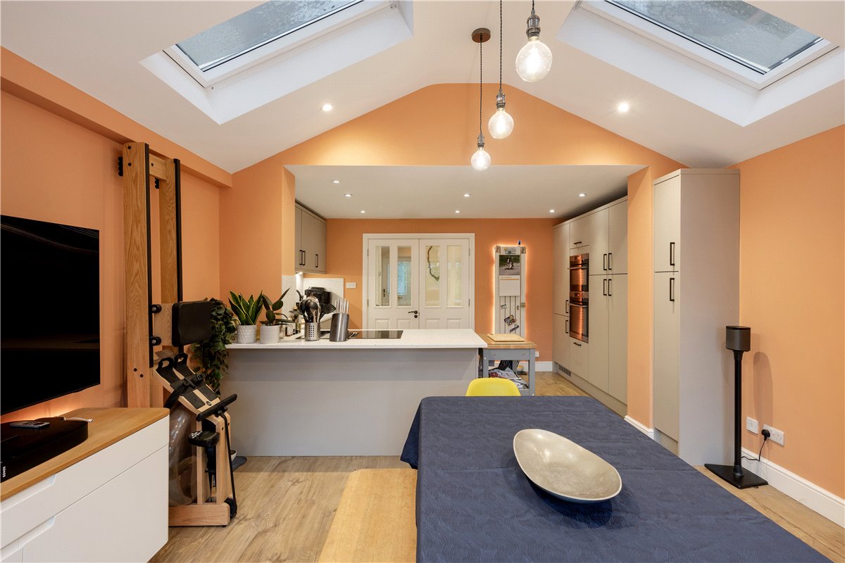 3 bedroom House, Bevin Square, London, SW17 - Sold, Image 7