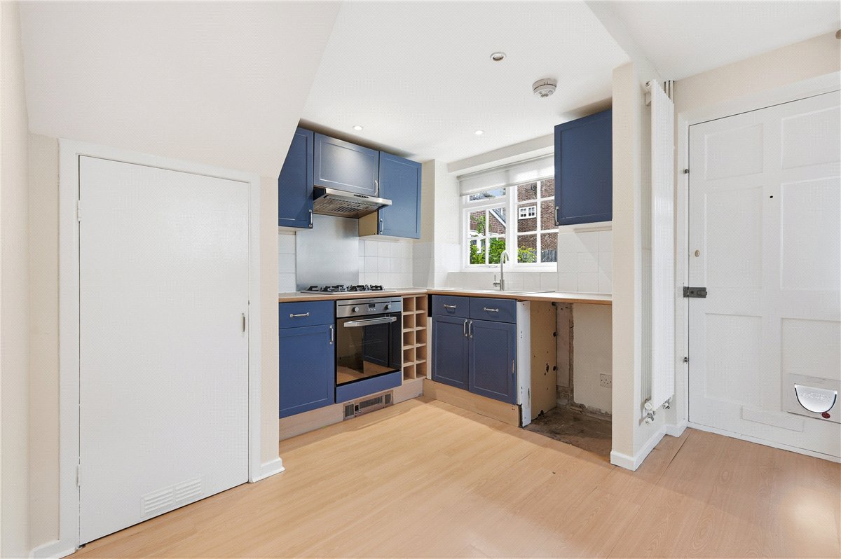 1 bedroom House, Ashdown Way, Balham, SW17 - Sold STC, Image 11