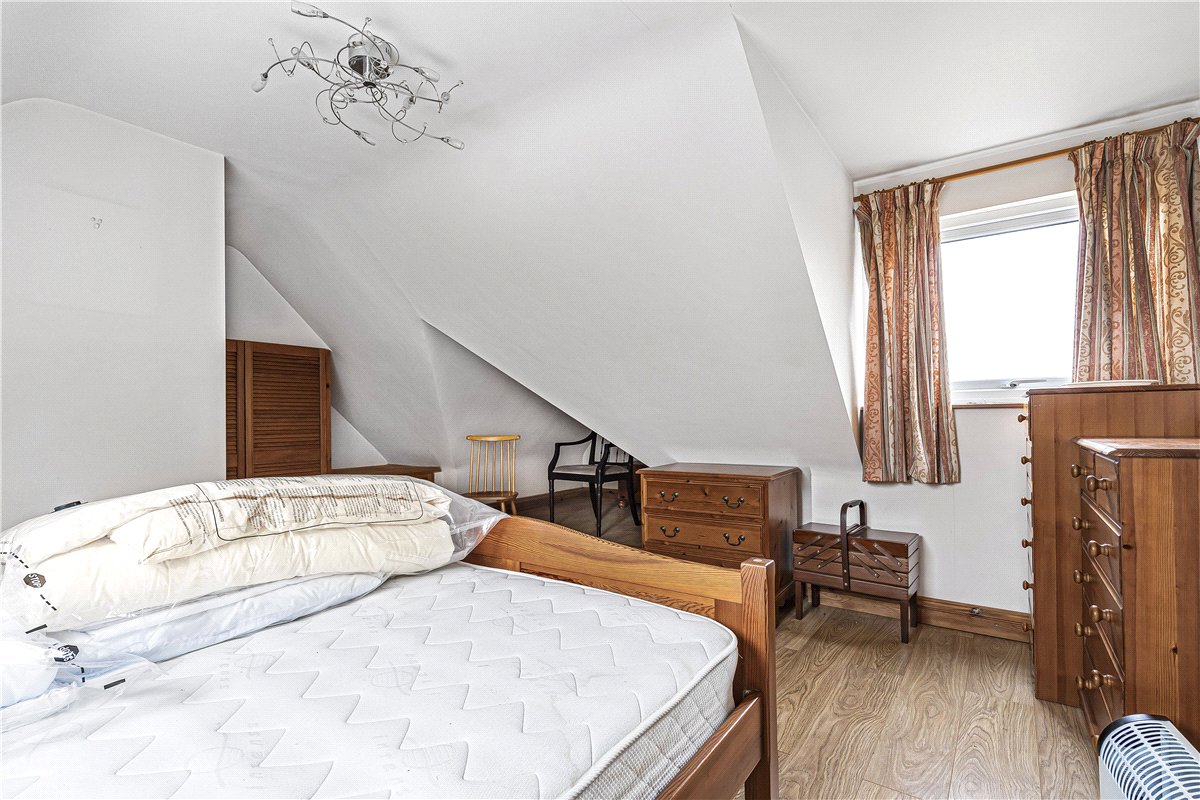 4 bedroom House, Oxford Road, Burford, OX18 - Sold, Image 9