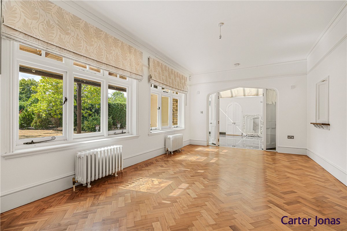 6 bedroom House, Thicket Road, Houghton, PE28 - Available, Image 2