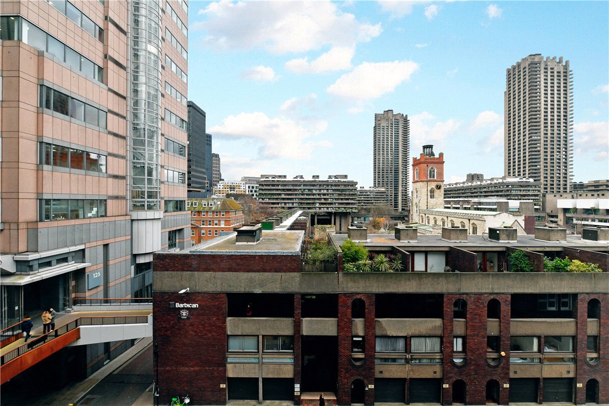 1 bedroom Flat, Wood Street, St Pauls, EC2Y - Available, Image 1