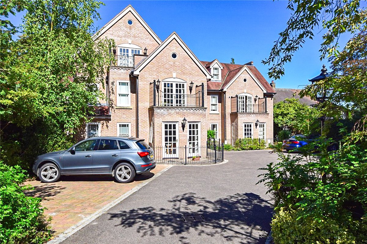 2 bedroom Flat, The Grange, Glebe Road, CB1 - 