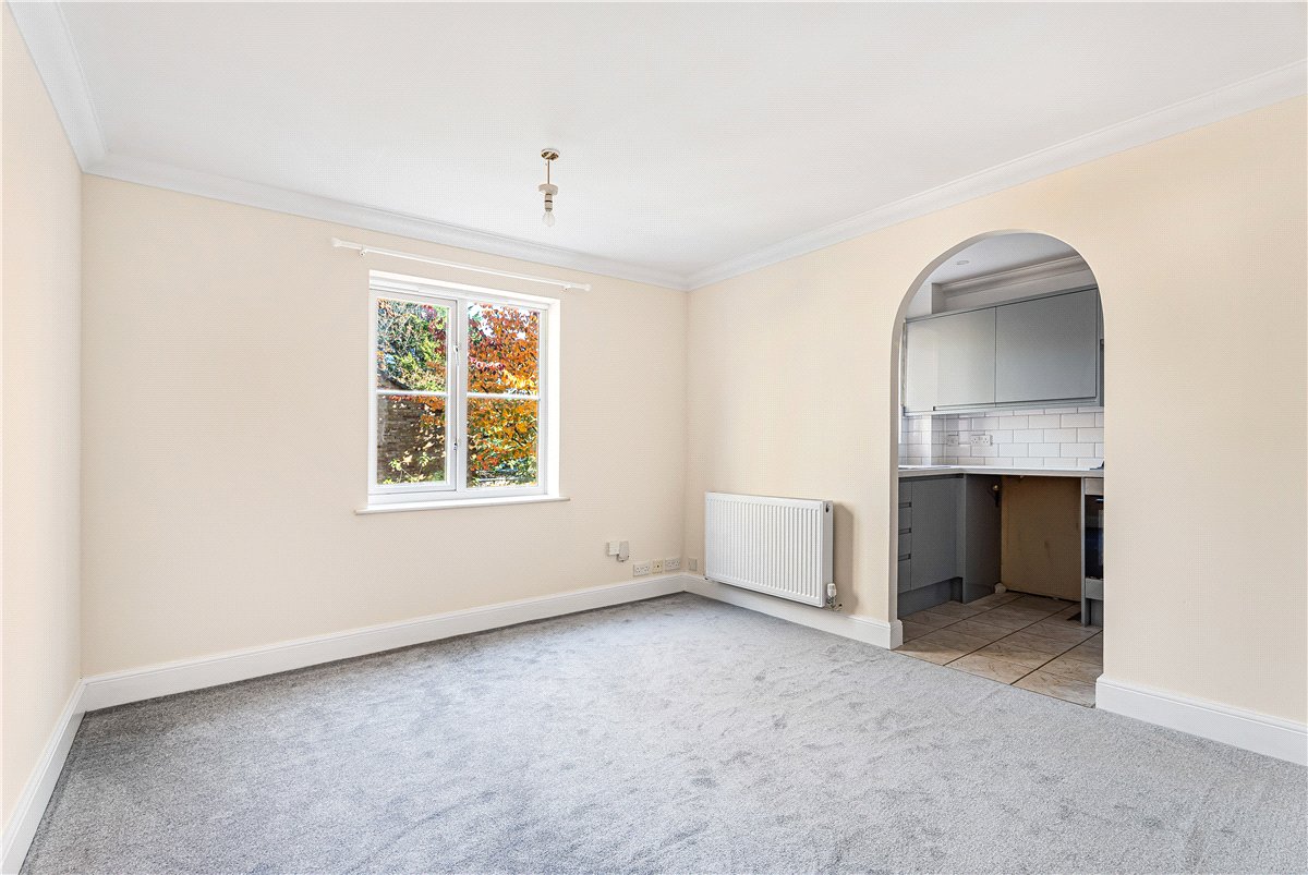 1 bedroom Flat, Barton Road, Headington, OX3 - Available, Image 2