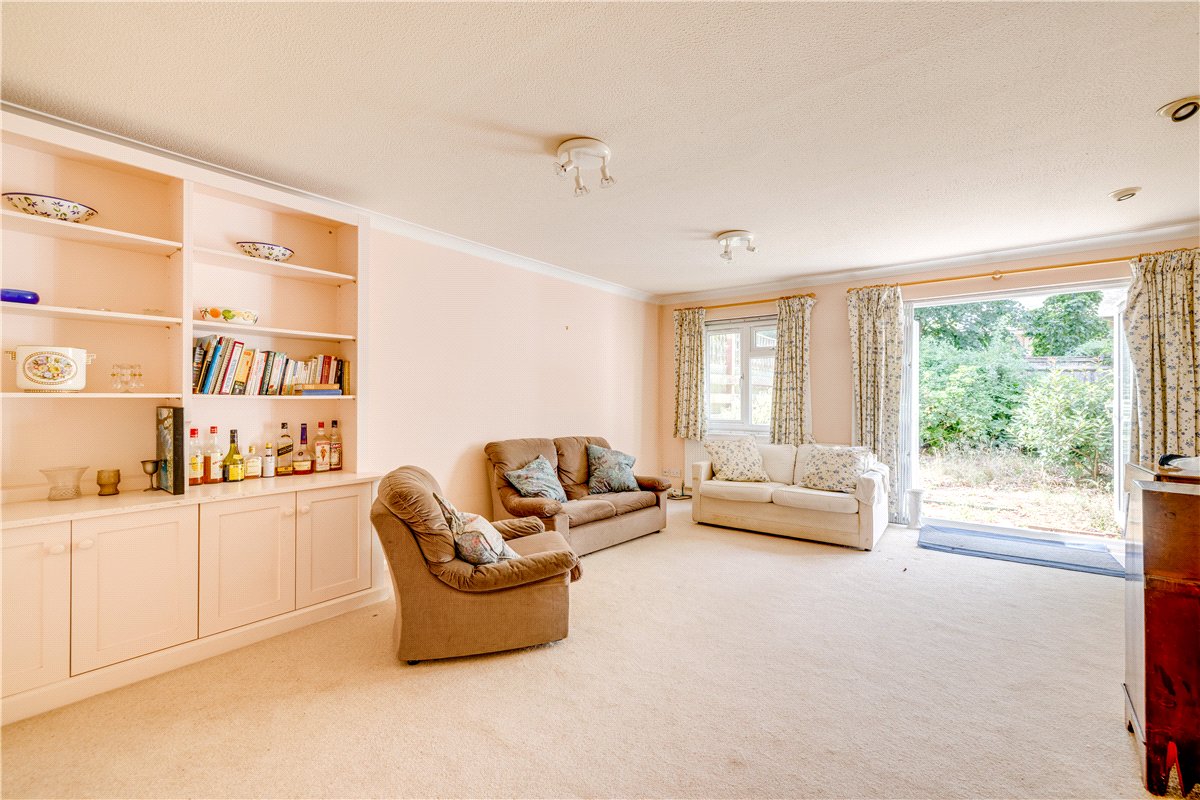 3 bedroom House, Balfour Place, London, SW15 - Available, Image 1