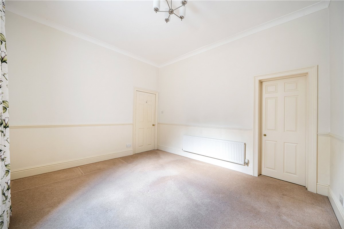 2 bedroom Maisonette, St. James's Square, Bath, BA1 - Sold, Image 6
