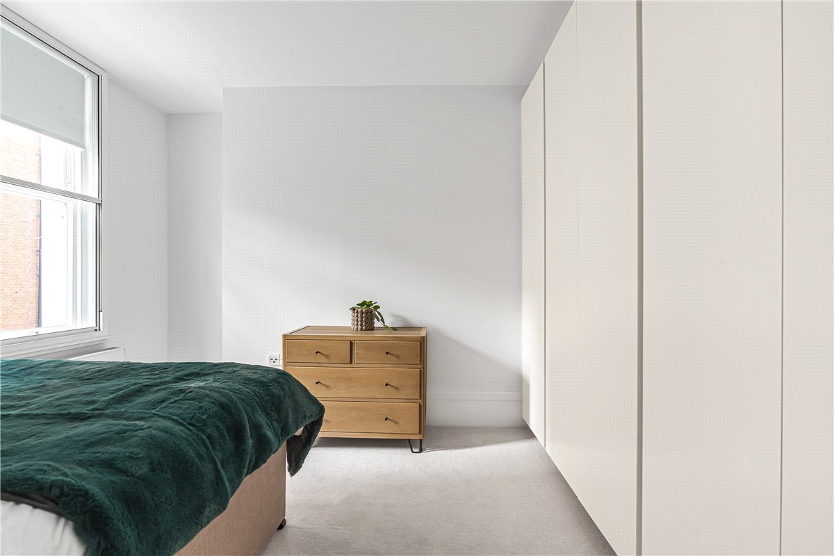 3 bedroom House, Welbeck Way, Marylebone, W1G - Available, Image 13