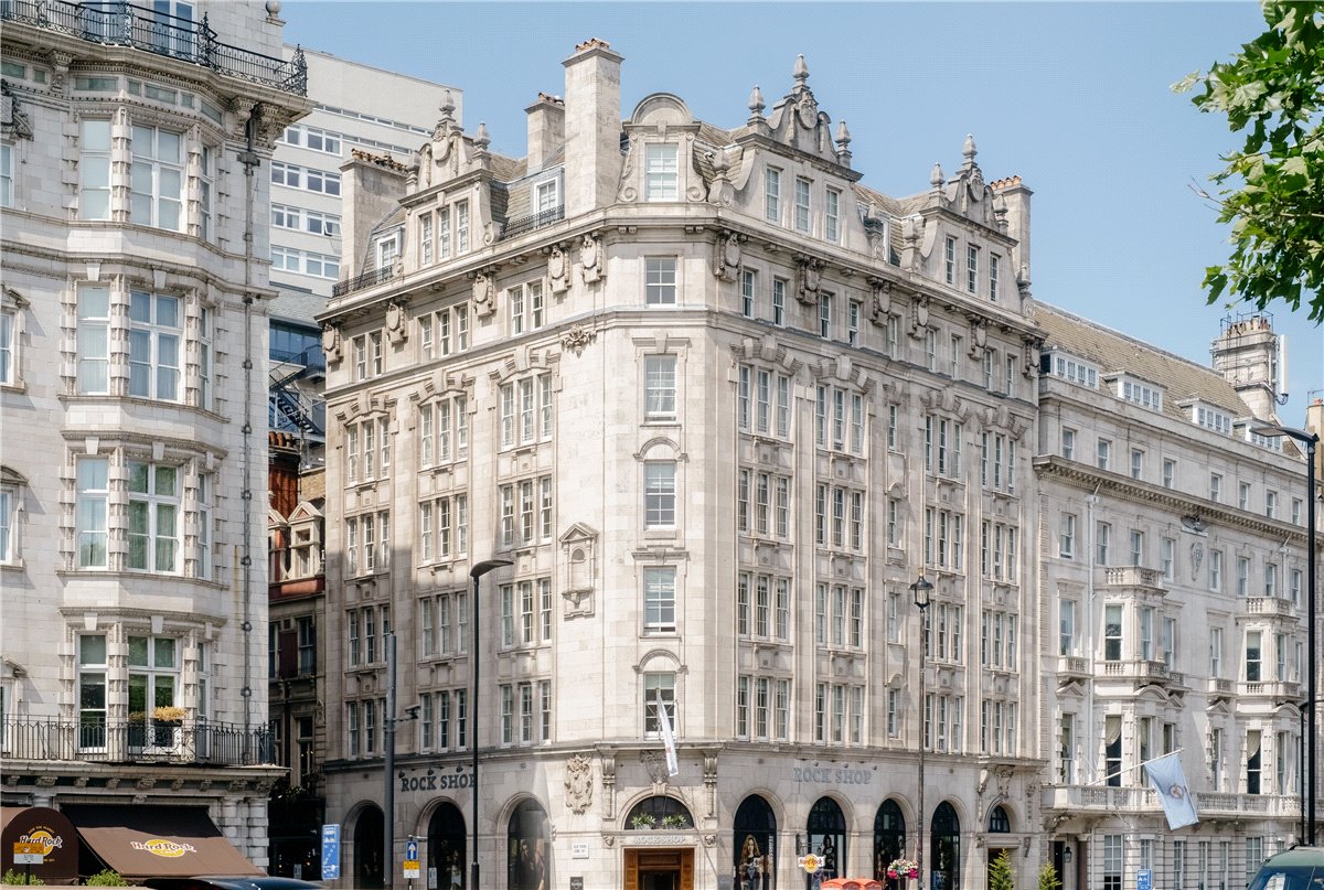 2 bedroom Flat, Piccadilly, Mayfair, W1J - Available, Image 1