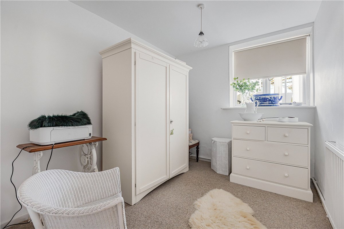 6 bedroom House, Church Road, Hinton Waldrist, SN7 - Available, Image 21