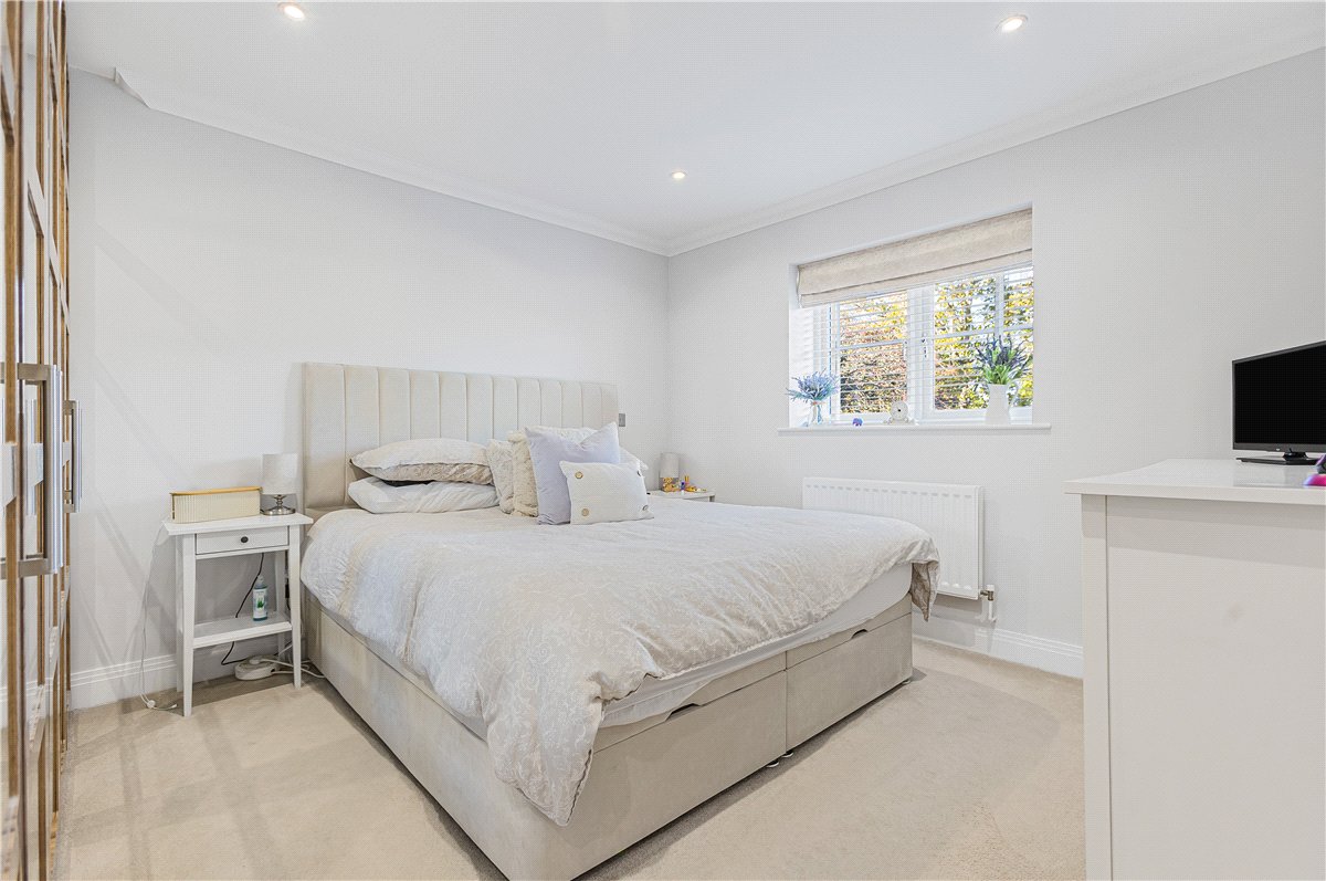 3 bedroom House, Couling Close, Yarnton, OX5 - Available, Image 16