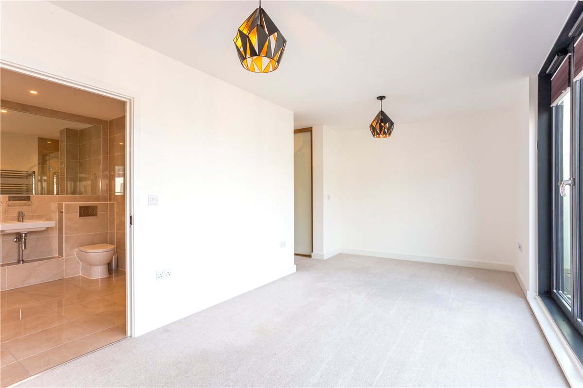 2 bedroom Maisonette, Percy Terrace, Bath, BA2 - Sold, Image 6