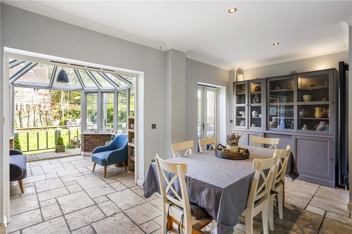 6 bedroom House, Kelham Gardens, Marlborough, SN8 - Available, Image 15