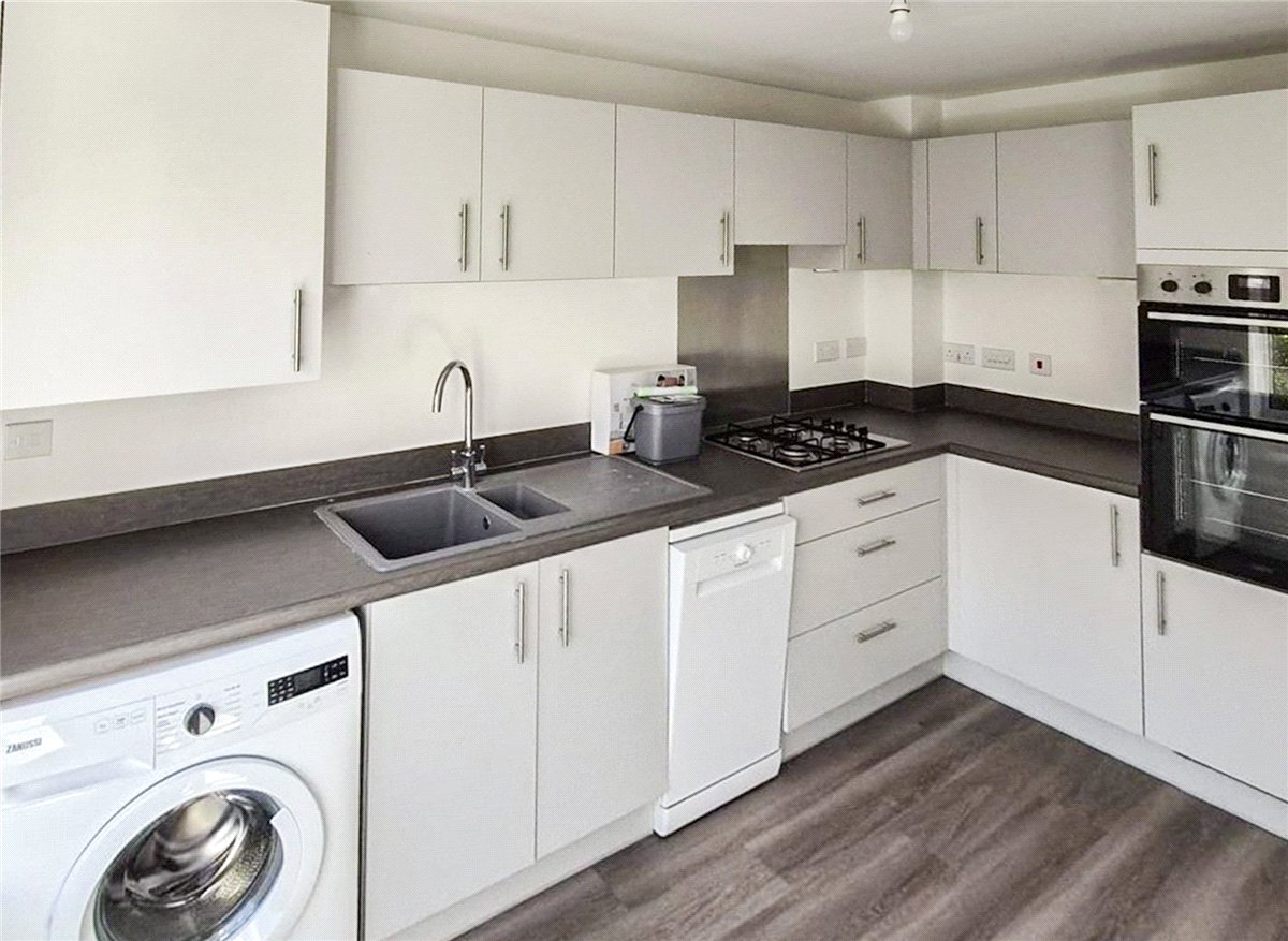 3 bedroom House, Stonyfield Road, Whiteley, PO15 - Let Agreed, Image 1