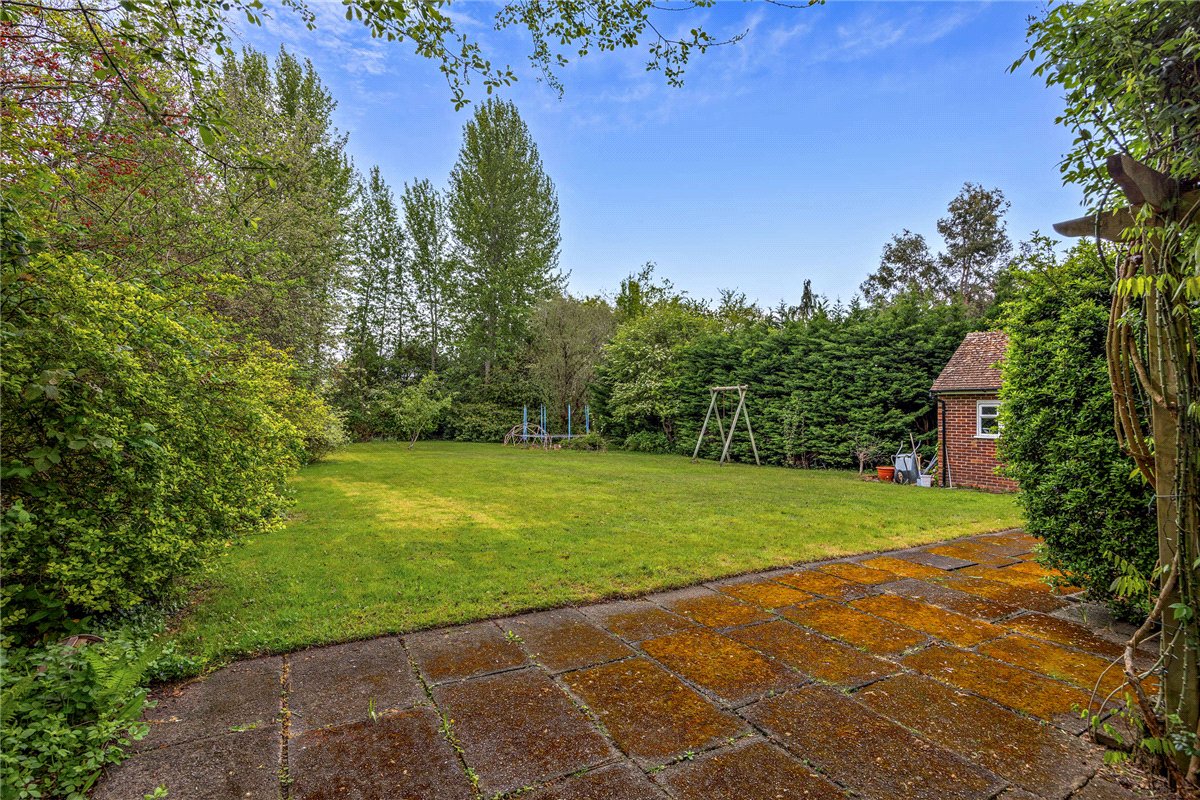 5 bedroom House, Andover Road, Newbury, RG14 - Available, Image 29