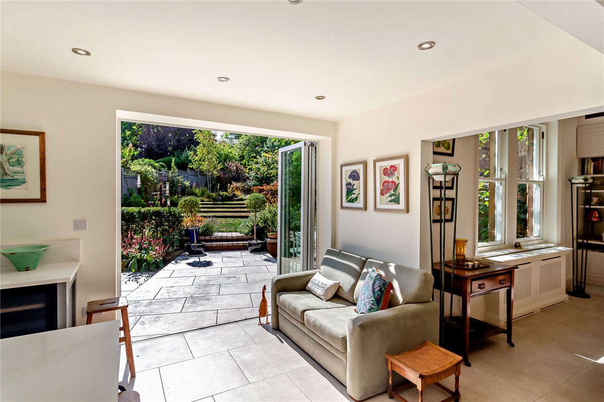 5 bedroom House, Kent Road, Harrogate, HG1 - Available, Image 6