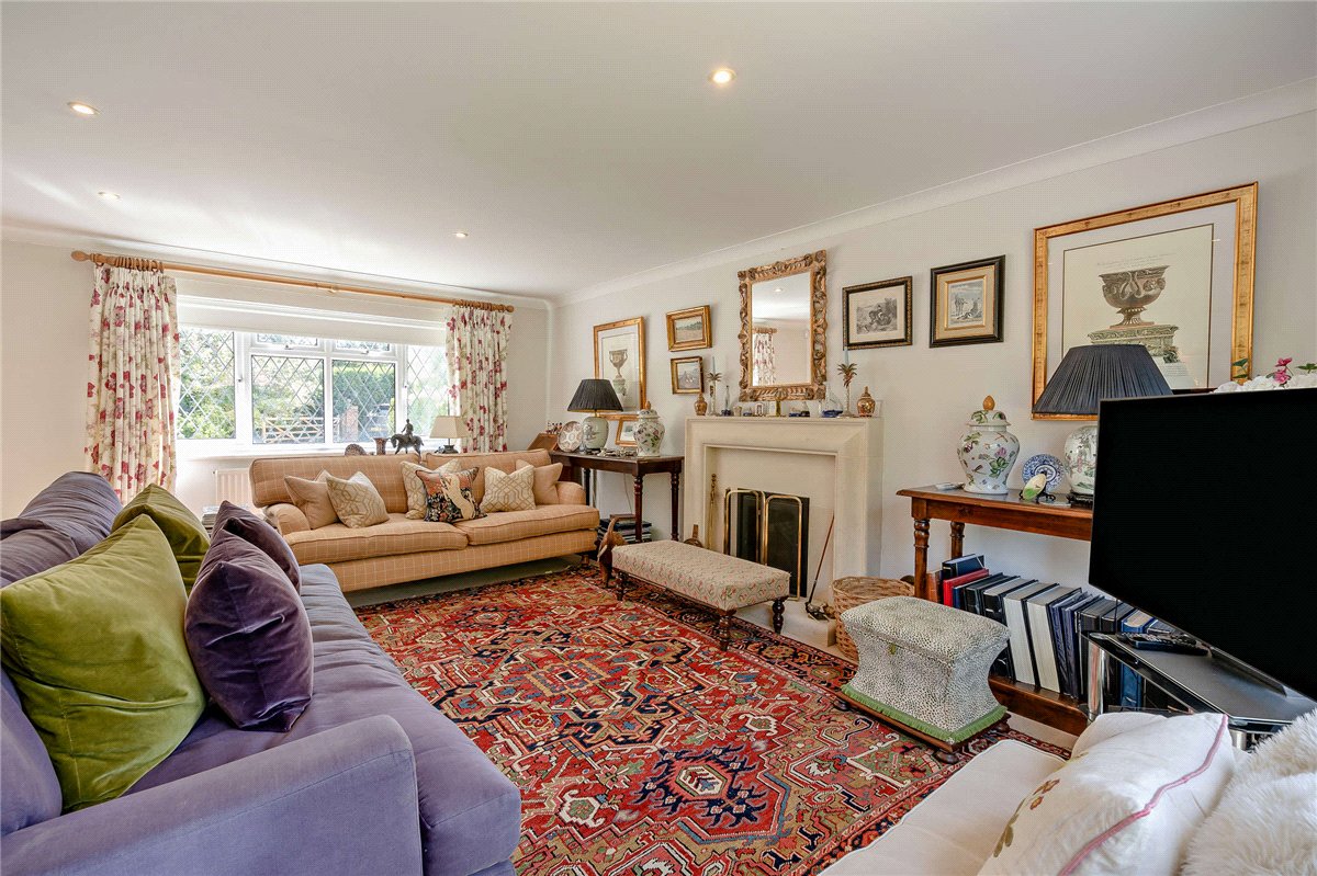 4 bedroom House, The Croft, Church Street, RG17 - Available, Image 1