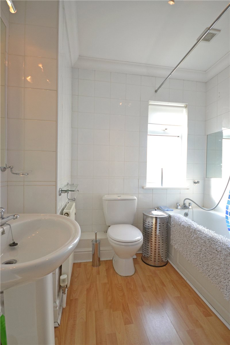 3 bedroom House, Laburnum Close, Cambridge, CB4 - , Image 9