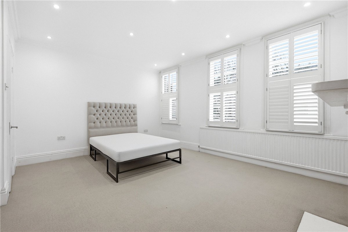 5 bedroom House, Farm Lane, London, SW6 - Available, Image 2