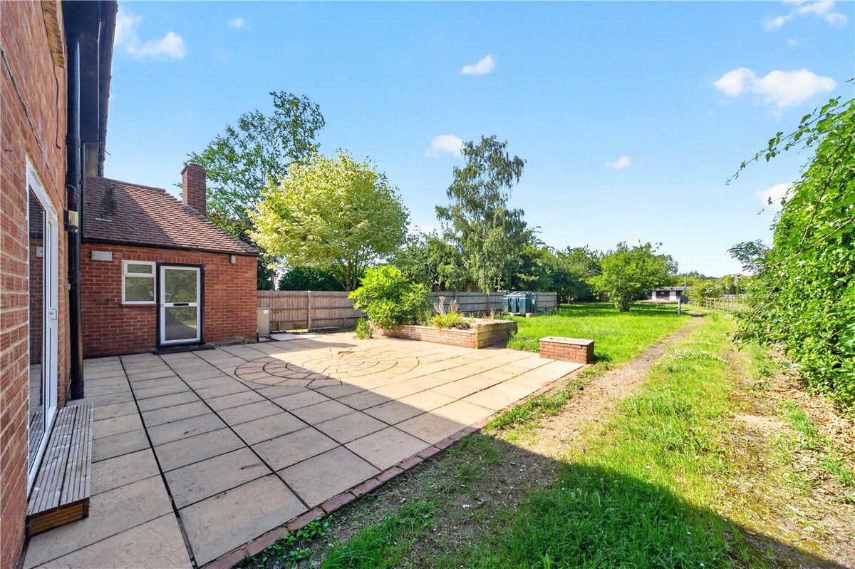 4 bedroom House, Warren Farm Cottages, Banbury Road, MK18 - Available, Image 13